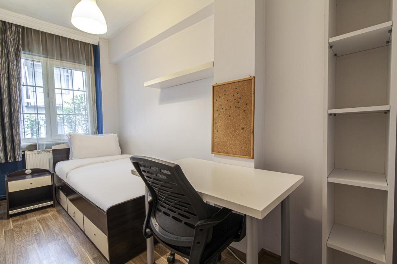 Flat Near Attractions In Ortakoy Appartamento