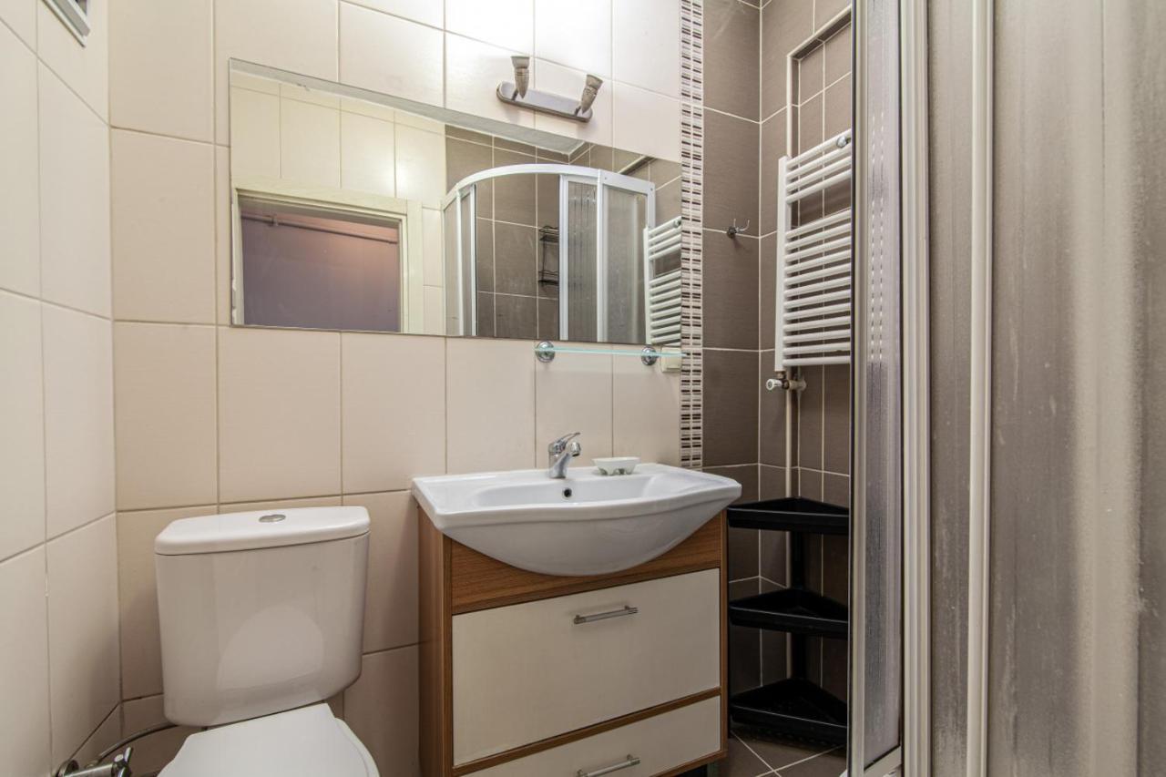 Flat Near Attractions In Ortakoy Provincia di Istanbul